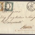 Francobolli rari italiani in esposizione, simboli di valore collezionistico e storia postale.