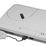 Collezione di giochi per PS1, evidenziando titoli rari e di valore nel mercato retro gaming.